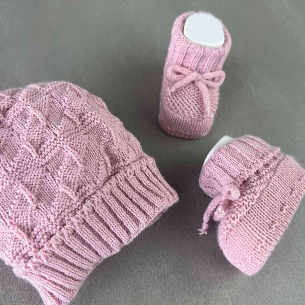 Set Cappello+Scarpe in Misto Lana 0/3 Mesi