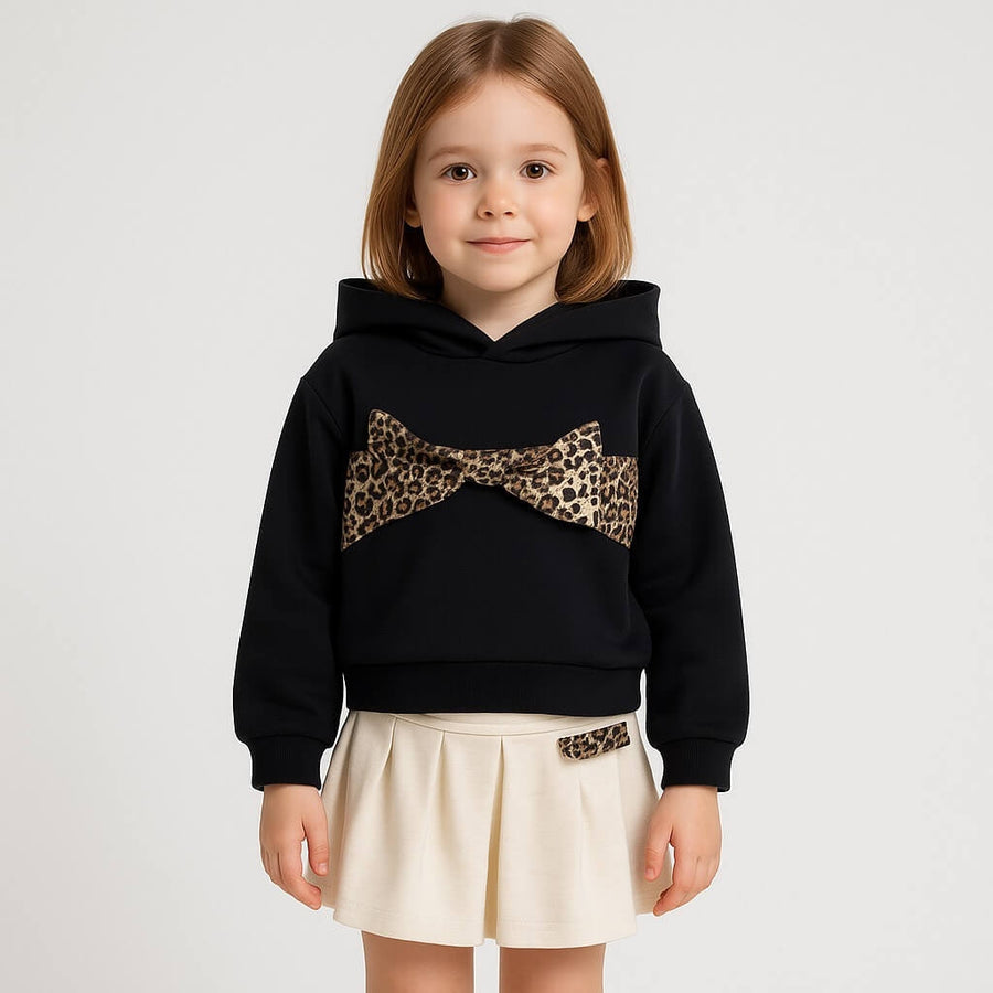 Completo Bambina 2 Pezzi – Felpa con Cappuccio e Gonna a Pieghe