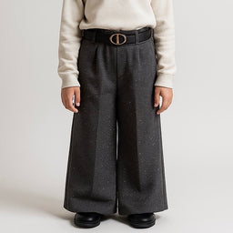 Pantalone a Palazzo Diamond